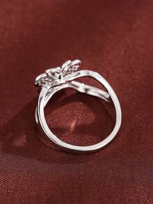 1枚极简蝴蝶形微镶锆石时尚戒指，小众设计，百搭日常佩戴配饰 - 戒指 - 查看 4