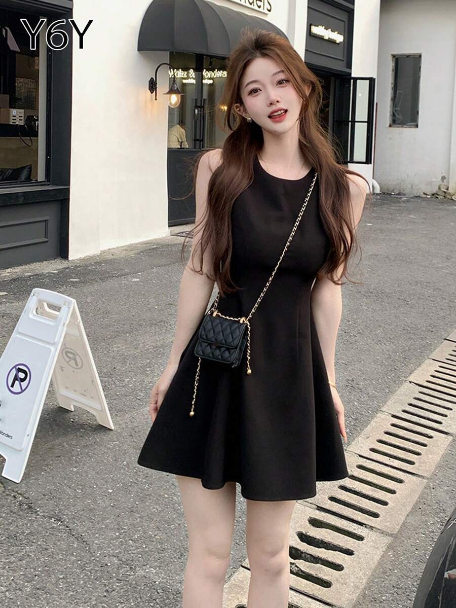 Y6Y 黑色无袖轻盈飘逸连衣裙 | 女士时尚甜美夏季短款连衣裙 - 黑色 - 查看 1