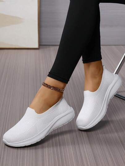 Pure White Nurse Shoes For Women Women's Casual Sneakers, Slip-On, Breathable Mesh, Comfortable & Loose, Suitable For Mothers Solid Color Work Shoes, Lightweight Running Shoes, Suitable For All Seasons And Plus Size Slip-On Travel Shoes
