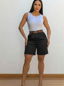 Set Of Three Tailored Bermuda Shorts With Leather Belt. - 彩色 - 查看 4
