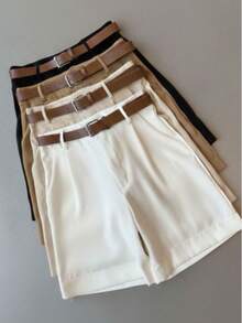 Set Of Three Tailored Bermuda Shorts With Leather Belt. - 彩色 - 查看 3