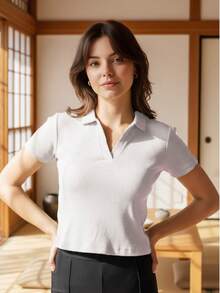 Áo thun nữ cổ chữ V trơn, dáng ôm, phong cách thường ngày. - Đen và trắng - Xem 5