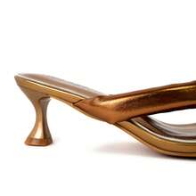 So Me Bethelm Thong Sandals Designed With A Modern Kitten Heel And A Sleek Minimalist Silhouette. - Đồng - Xem 2
