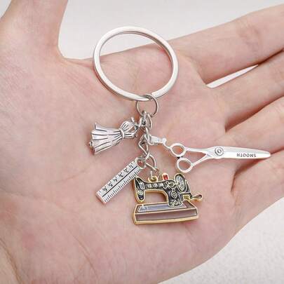 1pc Alloy Antique Silvery Finished Sewing Machine Series Yarn Scissors Keychain Cute Creative Keychain Suitable For Giving Gifts To Friends