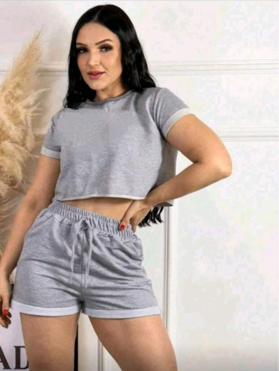 Cropped Top And Sweat Shorts Set, Comfortable Fit And Casual Style. - Grey - View 1