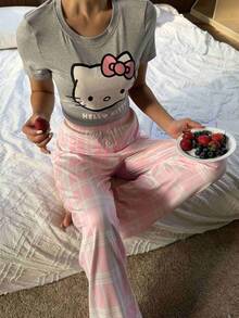 SANRIO 【奇幻世界】2件套Hello Kitty女士圆领印花短袖上衣+直筒弹力腰裤可爱睡衣套装 - 灰色 - 查看 4