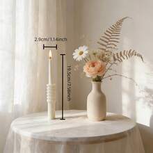 1 pieza Vela con aroma de estilo vintage en color blanco (no incluye el soporte de la vela) - Ideal para meditación, iluminación, decoración de escenas y creación de ambiente. Características: Patrón ondulado, formas cilíndricas, hemisféricas y de pilar retorcido. Vela de cera de soja sin humo. Adecuada para decoración del hogar, fiestas, exhibición en mesas, decoración de restaurantes, bodas, regalos de cumpleaños y regalos para ella. - 1PC - Ver 13