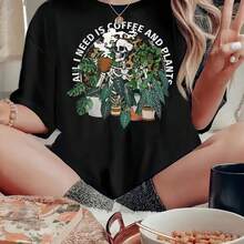 [Geometric Print Crew Neck Tee] Polyester Blend Crew Neck T-Shirt - Medium Stretch, Geometric Skull and Plants Print, Knit Fabric, Short Sleeve Tee for All Seasons - Negro - Ver 2