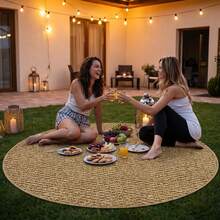 1pc Brown Round Pineapple Pattern Rug, Minimalist Outdoor Round Carpet For Home Decor, Soft And Easy To Clean Carpet, Spring/Autumn Home Decor Rug | Suitable For Small Yard, Round Outdoor Carpet | Patio, Coffee Corner Landscaping Mat | Round Outdoor Rug | Balcony, Picnic, Beach Carpet - Brown - View 2