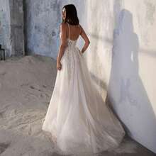 Elegant Sexy Lace Applique Backless High Slit A Line Tulle Formal Wedding Dress,Registry Office Dresses Engagement Bridal Gown,Evening Party Dress Birthday Party Dress Country Wedding,Romantic Church Ceremony Wedding Dress,Suitable For Wedding,Dating,Party,Singles' Party,Vacation,Formal Occasions,Dinner Dress,Prom Dress,Homecoming Dess,Cocktail Party,Wedding Guest Dress,Graduation - 白色 - 查看 6