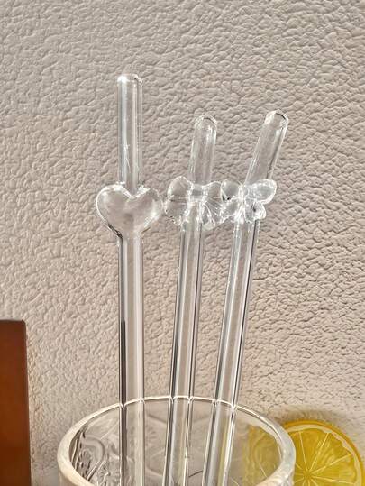 1/2/4pcs Romantic Glass Straws With Handmade Curved And Straight Designs, Transparent Bowknot And Heart Decorations, Suitable For Drinking Juice, Coffee, Afternoon Tea, Milk Tea, Cold Drinks, School Supplies, Back To School, Gifts For Girlfriend, Boyfriend, Parents, Friends, Essential For Valentine''s Day
