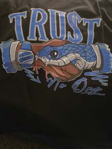 男士 T 恤 男士图案 T 恤 蛇纹 Trust No One 军蓝色 4s 匹配男士 T 恤 柔软面料，透气，舒适短袖 T 恤，非常适合夏季 - 黑色 - 查看 7