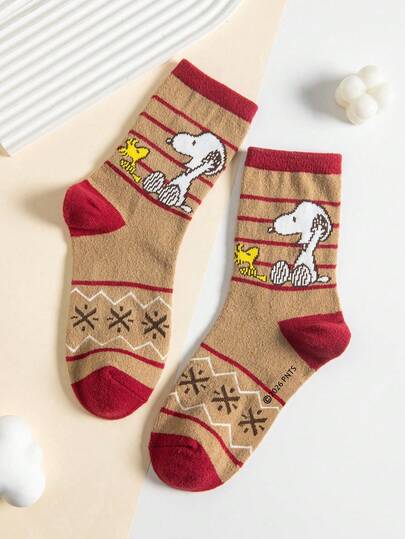  1 par de calcetines tipo tripulación con diseño auténtico de Snoopy para mujeres, calcetines de mujer con diseño de dibujos animados de Snoopy, calcetines resistentes al olor y que absorben la humedad, versátiles y casuales con cuello de tripulación y patrón de dibujos animados, adecuados como regalo para estudiantes/adultos y uso diario