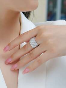 925纯银莫桑石戒指，适合宴会、派对、正式场合、节日、情人节、订婚、婚礼、周年纪念、生日礼物等场合，附带证书 - 銀色 - 查看 3