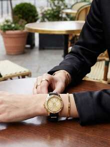 Guess 女士金色腕表，黑色硅胶表带，镶钻表圈，多功能表盘，奢华钻石石英腕表，时尚珠宝礼品 - 黃金 - 查看 4