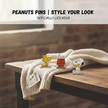Peanuts 1件史努比官方授权金属珐琅胸针，可爱卡通情侣礼物，小狗个性化收藏品，史努比角色模型饰品，装饰背包书包服装布袋铅笔盒，可爱时尚徽章，适合男女日常佩戴，生日礼物 - 查看 5