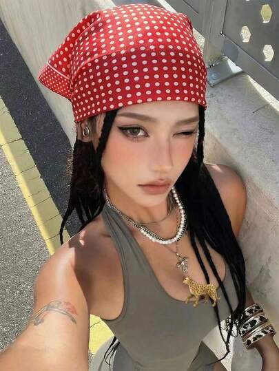 1 Pc 53*53 Cm Y2K Polka Dot Printed Bandana, A Boho Style Fashionable Small-Sized Women's Street Scarf, A Casual And Versatile Shawl, Suitable For Daily Wear As A Women's Accessory