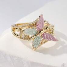 Bague vintage élégante pour femme avec design papillon ajouré, accessoire de bijouterie délicat pour un port quotidien et les jours fériés, cadeau raffiné pour épouse - Doré - Voir 4