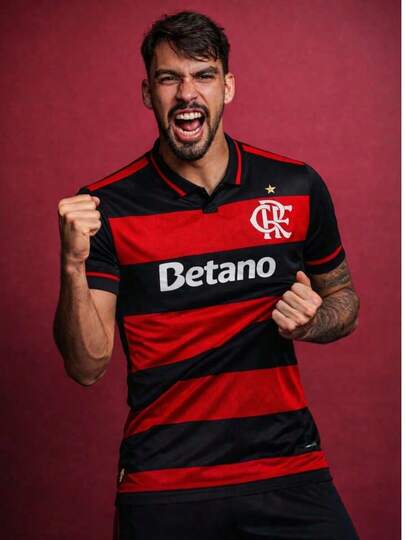 Camisa L. Paqueta 20 camisa do Flamengo listrada 2026/27