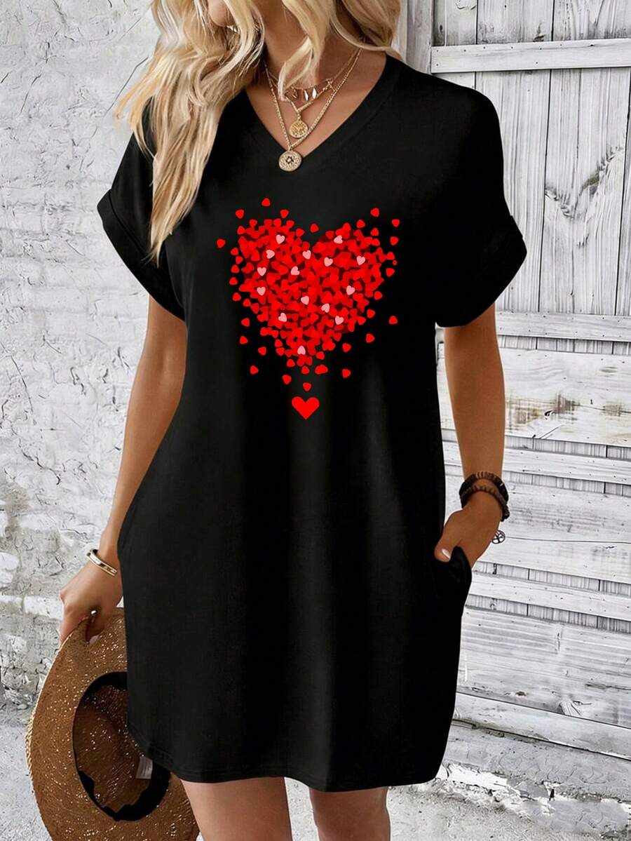 Plus Size Casual V Neck Half Sleeve Midi T-Shirt Dress For Women With Heart Print - 黑色 - 查看 1