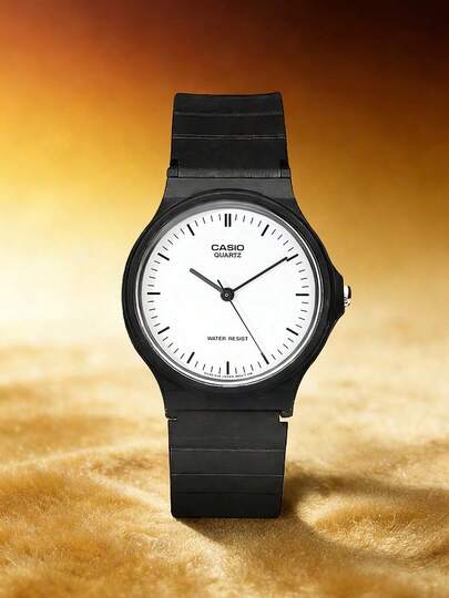 Casio 女士腕表，YOUTH系列，复古运动风格，石英机芯，树脂表带，日韩设计，白色表盘 MQ-24-7E