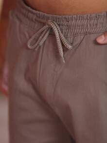 Men's Bermuda Shorts In Twill Fabric With Elastic Waistband - 卡其色 - 查看 6