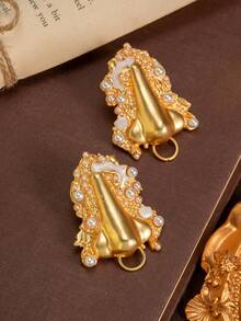 A Pair Of Vintage-Style Large Gold Nose Earrings With Nose Rings White Dripping Glaze Faux Pearl Inlays Delicate And Sexy Suitable For Women's Daily Wear Parties Or As A Gift For Female Friends And Also Suitable As A Ramadan Gift - Gold - View 3