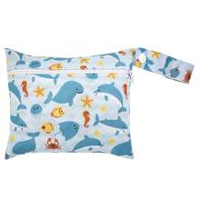 Pack Of 3 Small Wet Bags Waterproof Hanging Sanitary Pads With Single Zipper Pocket 18x15 Cm. - Multicolor - View 3