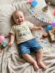Conjunto de primer cumpleaños para bebé niño, camiseta de manga corta con cuello redondo y estampado animal de una letra salvaje, ropa de verano para niños pequeños - Beis - Ver 2