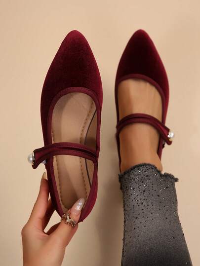 新款玛丽珍尖头纯色丝绒魔术贴女鞋，酒红色