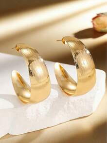 1 Pair Gold Marble Texture Hoop Earrings, Understated Luxurious Daily Wear, Elegant Engagement Essential - Gold - View 7