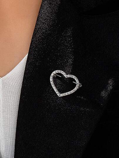 1pc Women's Fashion Brooch, Minimalist Elegant Heart-Shaped Crystal Brooch, Suitable For Daily Wear