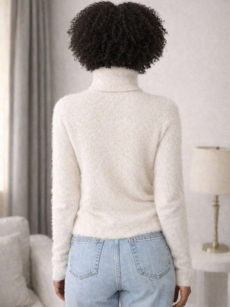 Furry Spotted Turtleneck Rabbit Wool Blouse – Soft, Elegant And Comfortable Rabbit Wool Turtleneck Blouse | Sophistication And Comfort - 白色 - 查看 3
