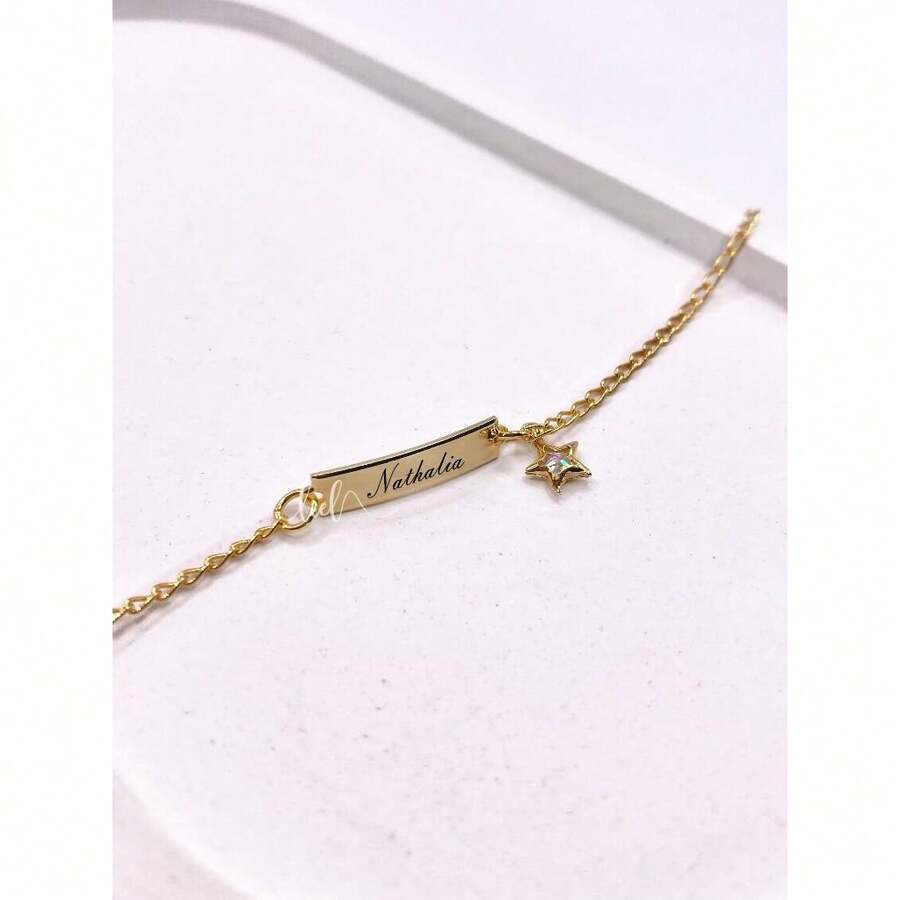 Pulseira Infantil Pingente Estrela Bebê RN Personalizada Com Gravação Nome Banhada A Prata Ouro 18K - Dourado - Visão 1