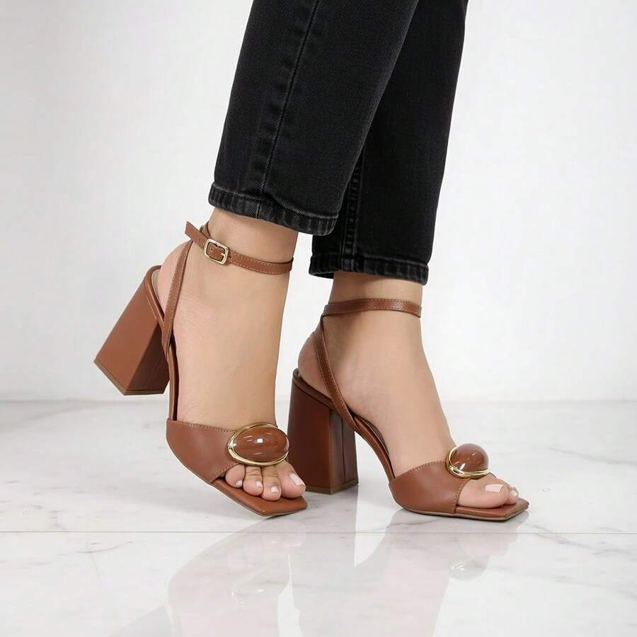 Sandália Salto Bloco 9CM FESTA FORMATURA CASUAL  Casual  Festa  elegante  Festa  Sexy  Casamento  Negócios  básico  Elegante  Neutro    Fivela  Strass    Casamento  Festa  Escritório  Casa  Ar livre - Marrom - Visão 1