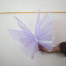 1/2/4 件装 50 厘米 3D 彩色渐变蝴蝶浪漫婚礼装饰,丝线人造蝴蝶装饰,适用于婚礼、派对、户外节日,巨型雪纺假蝴蝶,情人节、母亲节、生日、毕业礼物、订婚摄影背景,蝴蝶引导。马卡龙气球。圣诞节和冬季装饰。新年、圣诞树蝴蝶装饰。蝴蝶采用多层闪光欧根纱叠加设计,边缘呈波浪状花瓣形状。 - 彩色 - 查看 23