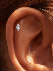 SereneSpark 1Pc 925 Sterling Silver Moissanite Classic Geometric Elements Stud Earring Flat Back Cartilage Helix Piercing Hypoallergenic Pure Silver Suitable For Women For Daily, Dates, Vacation, Wedding, Party, Holiday Gift - Silver - View 3