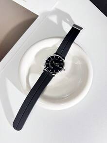 1pc Fashion Business Round Dial Men's Watch With Calendar Display, Silicone Strap And Magnetic Buckle, Suitable For Daily Wear And Great Gift Choice, No Packaging Included - Black - View 5