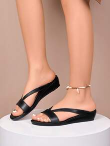 女士坡跟凉鞋，休闲露趾时尚春夏户外坡跟鞋，优雅简约一脚蹬穆勒鞋，女士休闲乐福鞋 - 黑色 - 查看 3