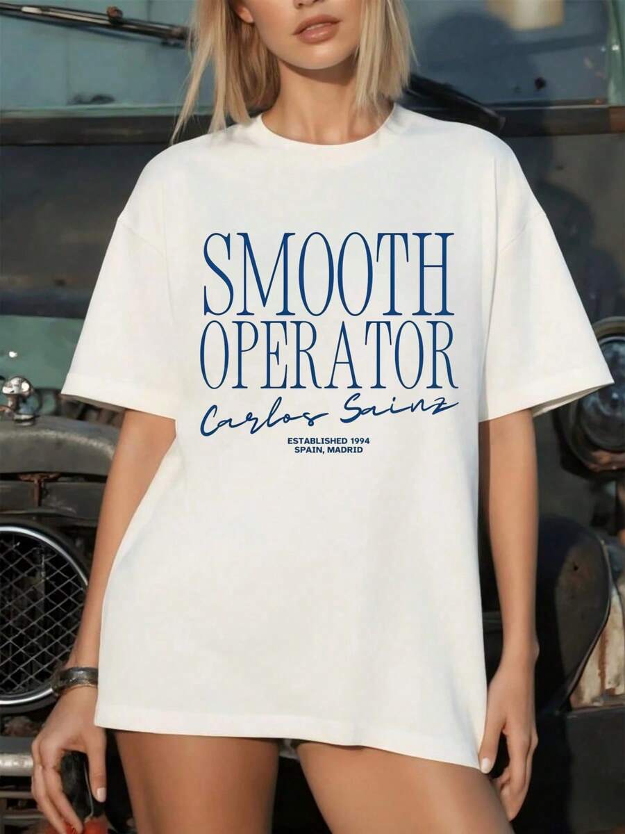 Smooth Operator Carlos Sainz Graphic Tee,Women's Christmas Print Round Neck Short Sleeve Casual Versatile T-Shirt,220 Grams Heavyweight Cotton Printed T-Shirt - 白色 - 查看 1