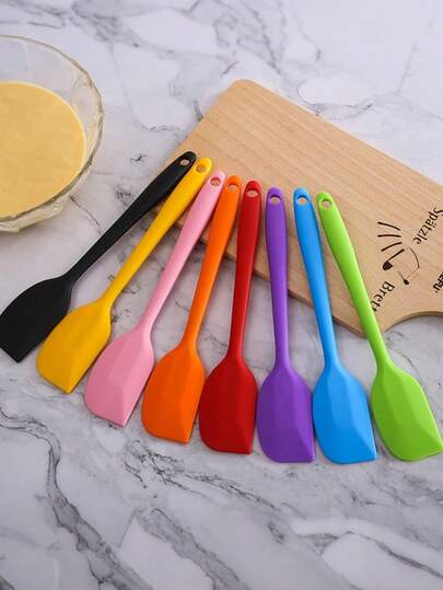 6pcs Cake Frosting Spatula, Silicone Scraper, 8.46 Inch Small Scraper, Heat-Resistant Non-Stick Flexible Scraper, Baking Mixing Tools, Suitable For Kitchen, Baking, Cooking, Cake Spreading, Holiday Kitchen Accessories, 1/3/6pcs