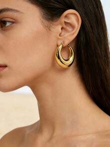 1 Pair Exaggerated Geometric Earrings, Hollow Design Non-Irritating, Non-Fading, Minimalist Elegant Metal Style, European And American Chic - Gold - View 1