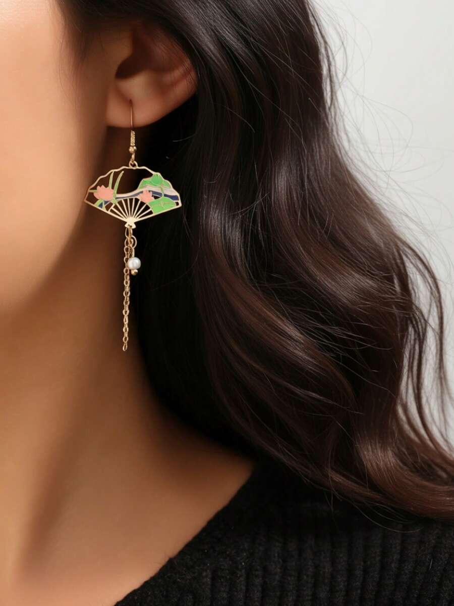 一对中国风创意扇形耳环，几何镂空设计，饰以仿珍珠和小花，优雅别致 - 彩色 - 查看 1