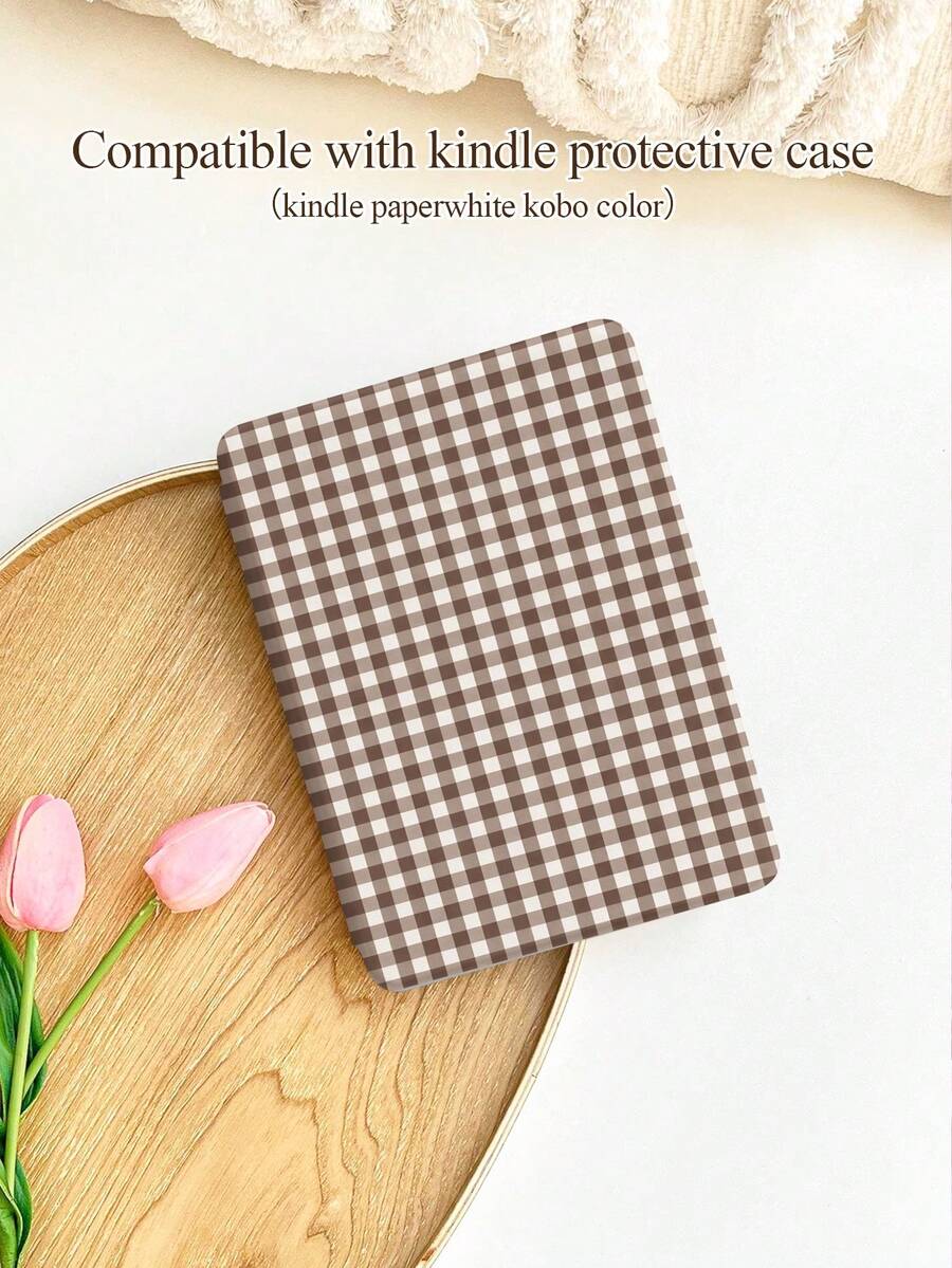 1pc Brown & White Plaid Pattern Kindle Protective Case, Suitable For Kindle 10th, Kobo Colour, Kindle 11th, Kindle Paperwhite 5, E-Book Protective Cover With Auto Wake/Sleep Function, Lightweight And Convenient, Perfectly Fits To Protect Your Reading Device, Romantic Gift For Family - Multicolor - View 1