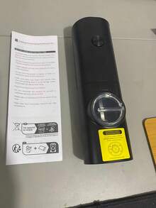 【1个/2个可选】电动盐和胡椒研磨器，电池供电，方便使用（不含电池），双包装带底座，实用白色LED灯，粗细可调，一键操作，时尚黑色设计。 - 彩色 - 查看 11