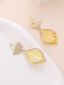 1 Pair Handmade Yellow Beaded Tassel Pendant Earrings, Metal Texture Versatile Women's Yellow Vacation/Party Earrings, Suitable As Gift - Gold - View 3