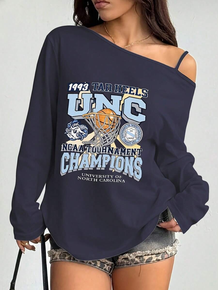 Off - The - Shoulder Black Long - Sleeve Top With 1993 TAR HEELS Graphic, UNC Blue Letters, Basketball Hoop Image, Carolina Panther Paw Logo, Tournament Champions Badge, University Of North Carolina Print, Perfect For Sports Fans - Màu xanh hải quân - Xem 1