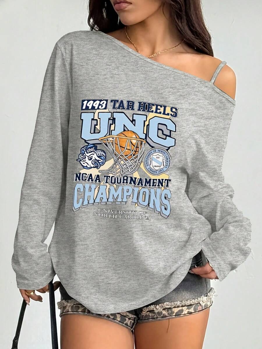 Off - The - Shoulder Black Long - Sleeve Top With 1993 TAR HEELS Graphic, UNC Blue Letters, Basketball Hoop Image, Carolina Panther Paw Logo, Tournament Champions Badge, University Of North Carolina Print, Perfect For Sports Fans - 灰色 - 查看 1