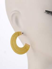 1 Pair New Exaggerated INS Style Raffia Woven C-Shaped Yellow Retro Elegant Hoop Earrings, Suitable For Women's Spring/Summer Vacation, Gatherings, And As Gifts - Yellow - View 5