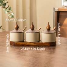 Hũ đựng gia vị bằng gốm hình tròn, dáng thẳng, nắp gỗ tròn, thiết kế cổ điển, hộp đựng muối, nước cốt gà, gia vị kèm thìa, bộ lọ đựng gia vị, bột ớt kèm khay. - Đồ gốm + nâu - Xem 13